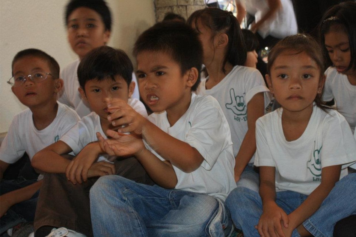 Missionaries Serve Deaf Children in Philippines